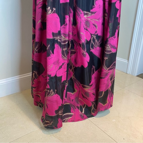 Calvin Klein Sleeveless Halter Ballgown Hibiscus Pink Floral Size 10 - Picture 9 of 12